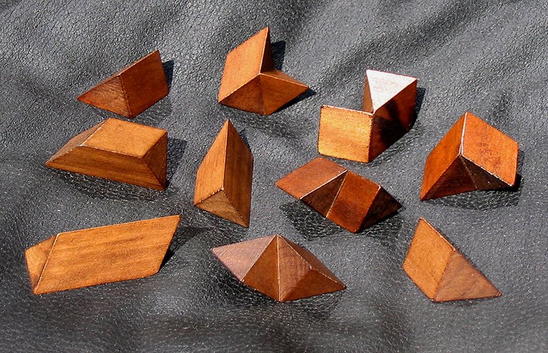 Pyramide (10-Teilig) – Bild 2