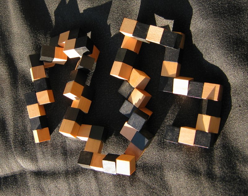 Schlangenwürfel 4x4x4 – Bild 2