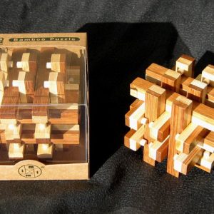 Bambus Kreuz und Quer