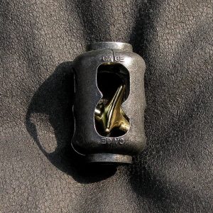 Cast Huzzle Puzzle Cage