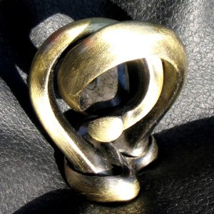 Cast Huzzle Puzzle Radix